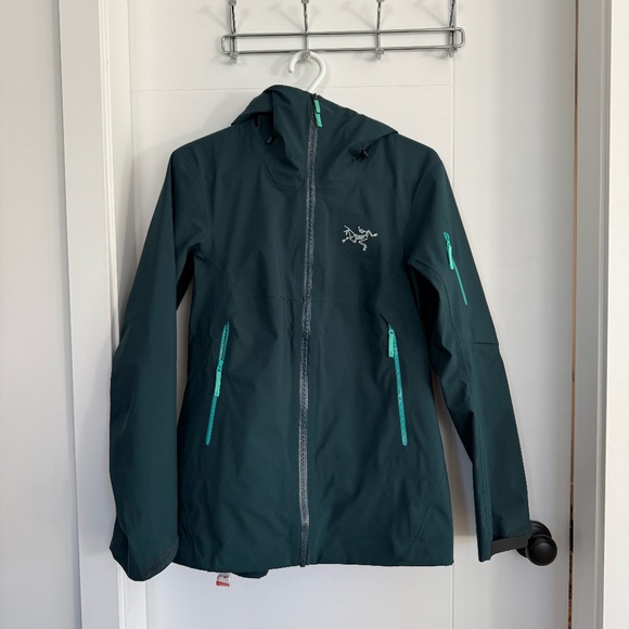 Arc'teryx Sentinel women's jacket - Picture 1 of 4